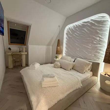 Pikadi By The Baltic Sea Villa